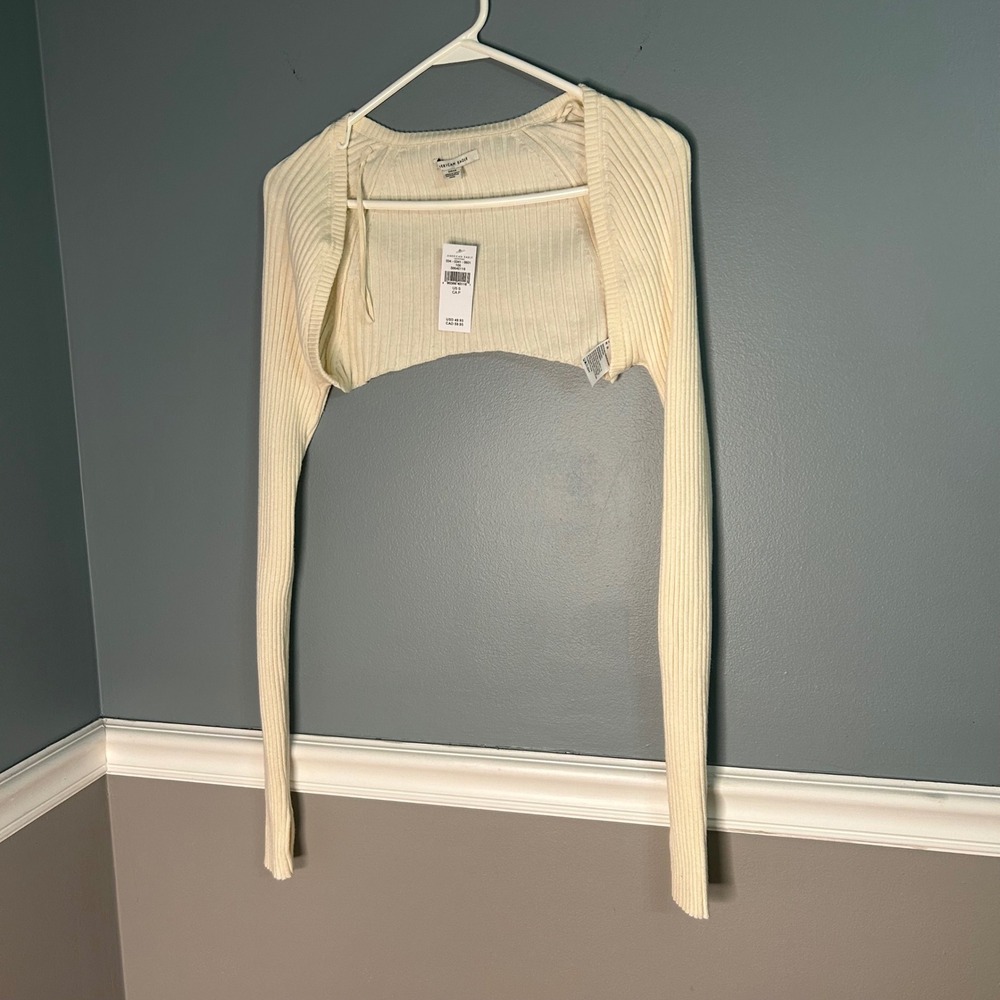American Eagle Cream Ribbed Knit Shrug Bolero Sweater with Thumbholes Small NWT